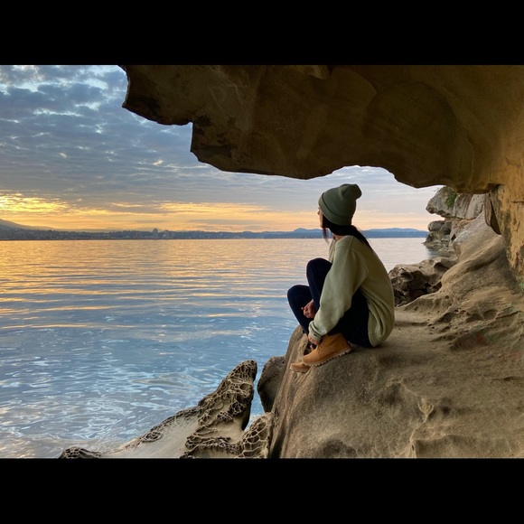 Meet your Posher, Nadine - Picture 1 of 1